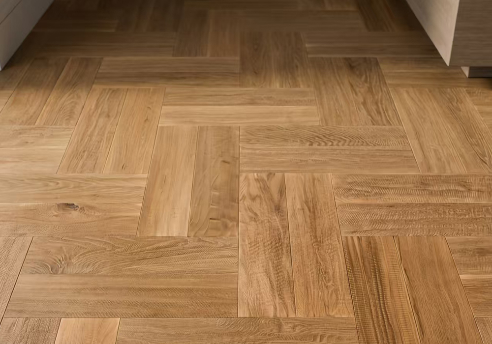 W9ZR5009 Паркетная панель из дуба с рисунком «елочка» Relaxed Ease